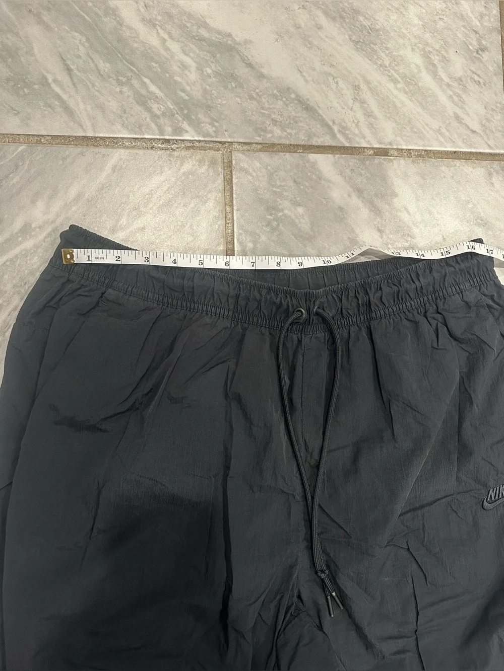 Nike Men’s Black Windbreaker Joggers Size XL FZ0758-01 With Stain